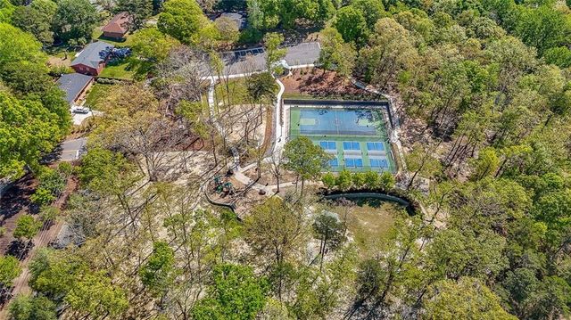 636 Holly Drive, Gainesville, GA 30501