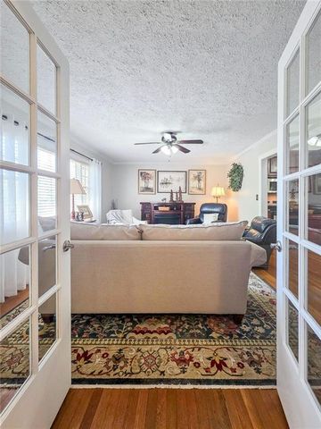 636 Holly Drive, Gainesville, GA 30501