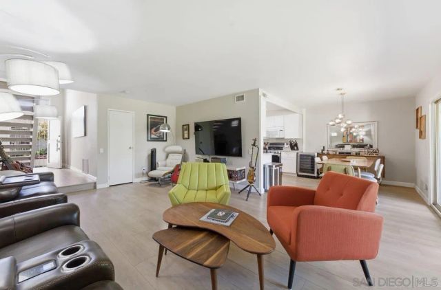 14670 Caminito Orense Este, San Diego, CA 92129