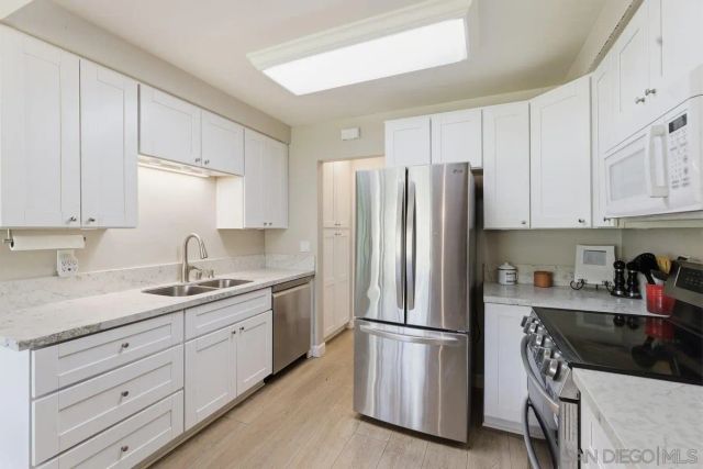 14670 Caminito Orense Este, San Diego, CA 92129