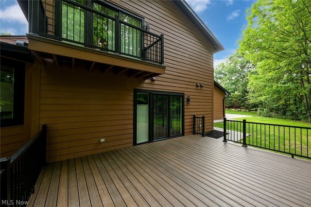6567 Queens Way, Brecksville, OH 44141