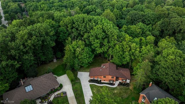 6567 Queens Way, Brecksville, OH 44141