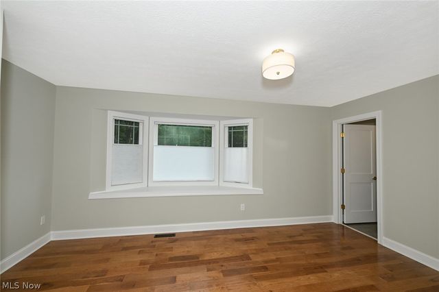 6567 Queens Way, Brecksville, OH 44141