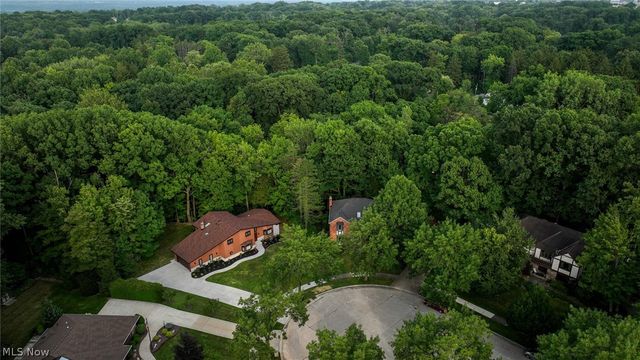 6567 Queens Way, Brecksville, OH 44141