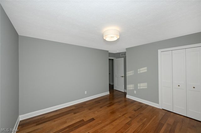 6567 Queens Way, Brecksville, OH 44141