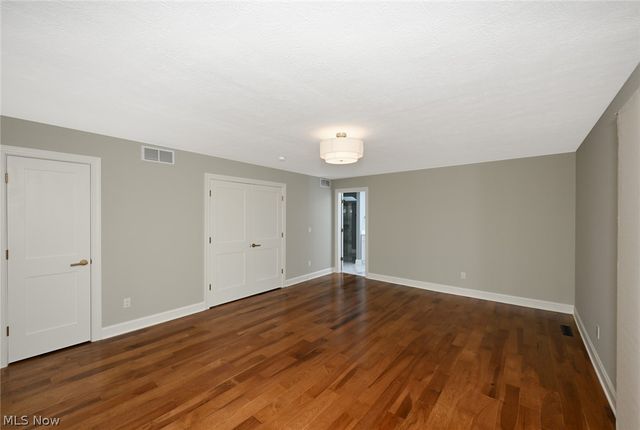 6567 Queens Way, Brecksville, OH 44141