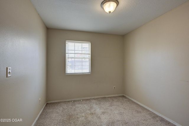 203 N Adams Avenue, Joplin, MO 64801