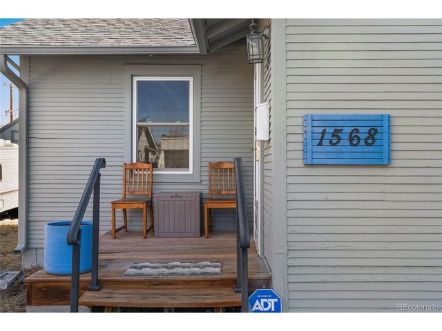 1568 Clinton St, Aurora, CO 80010