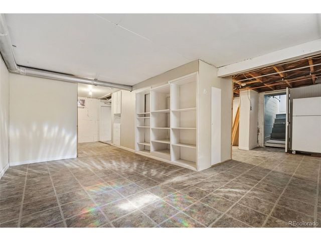 1568 Clinton St, Aurora, CO 80010