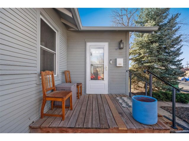 1568 Clinton St, Aurora, CO 80010