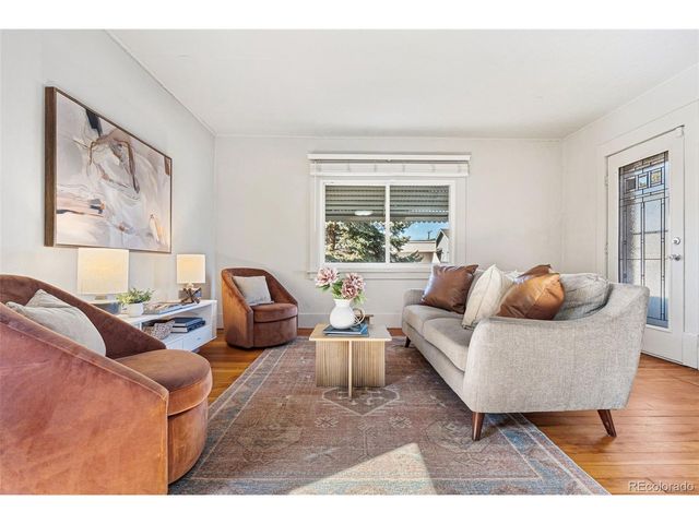 1568 Clinton St, Aurora, CO 80010