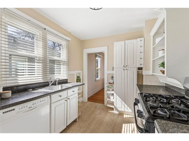 1568 Clinton St, Aurora, CO 80010