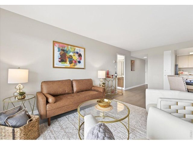 888 N Logan St 10D, Denver, CO 80203