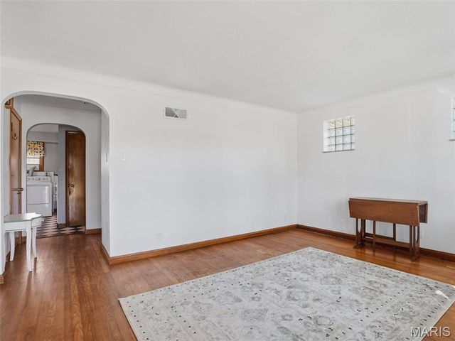 3631 Park Crest Drive, St Louis, MO 63125