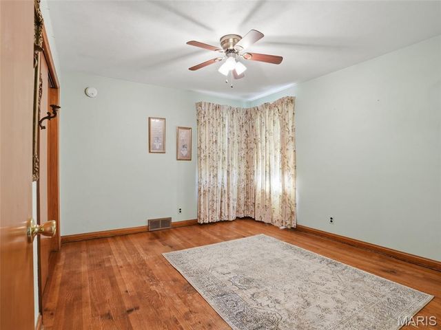 3631 Park Crest Drive, St Louis, MO 63125
