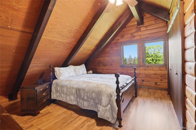 2 Linder Drive, New Paltz, NY 12561