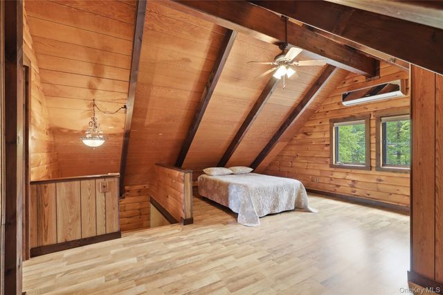2 Linder Drive, New Paltz, NY 12561