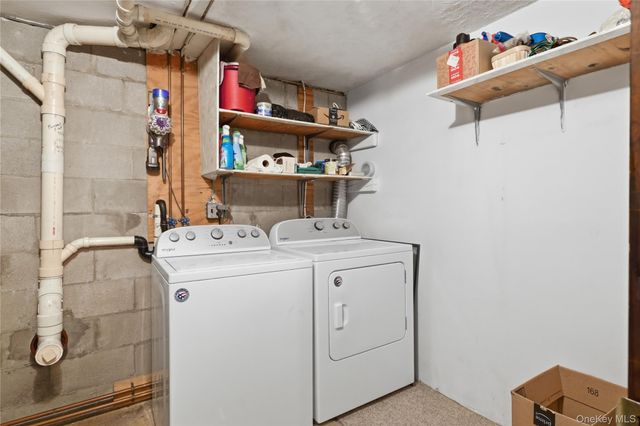 2 Linder Drive, New Paltz, NY 12561