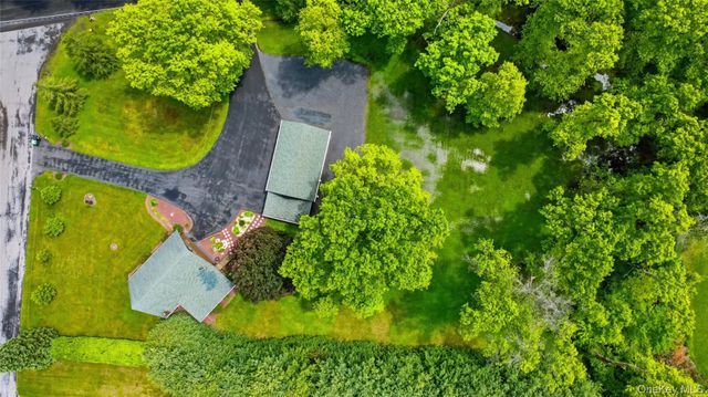 2 Linder Drive, New Paltz, NY 12561