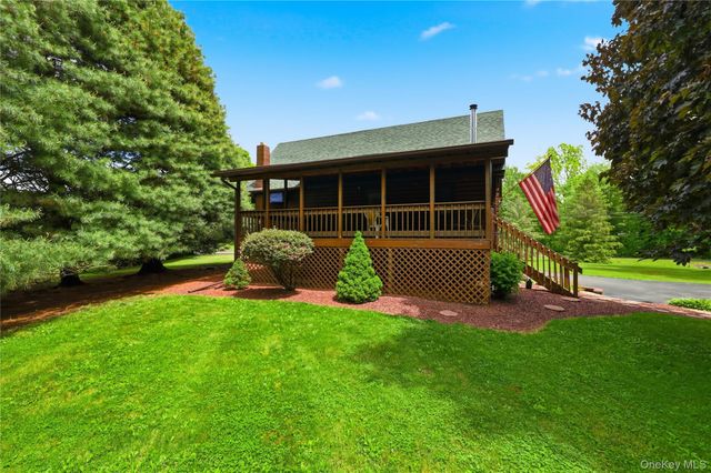 2 Linder Drive, New Paltz, NY 12561
