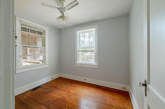 22 Hester Street, Charleston, SC 29403