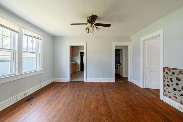 22 Hester Street, Charleston, SC 29403