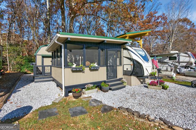 324 Leisure Acres Drive, Cleveland, GA 30528