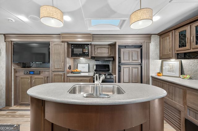 324 Leisure Acres Drive, Cleveland, GA 30528