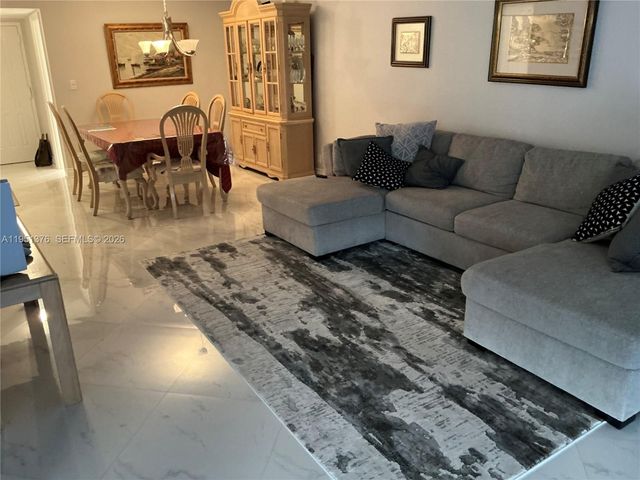 400 Leslie Dr 207, Hallandale Beach, FL 33009