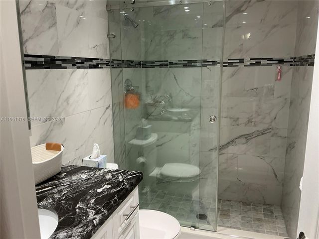 400 Leslie Dr 207, Hallandale Beach, FL 33009