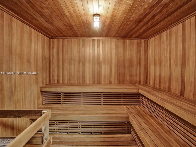 400 Leslie Dr 207, Hallandale Beach, FL 33009