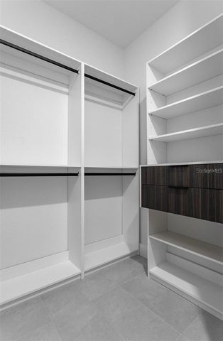 2512 W CHESTNUT STREET, Tampa, FL 33607