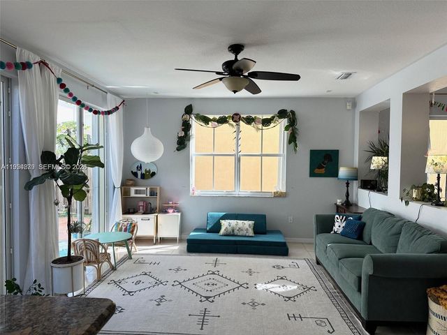 11301 NW 44th Ter 0, Doral, FL 33178