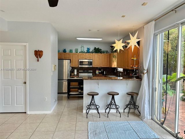 11301 NW 44th Ter 0, Doral, FL 33178