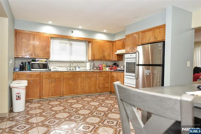 220-222 8th Street, Fairview, NJ 07022