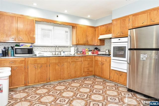 220-222 8th Street, Fairview, NJ 07022