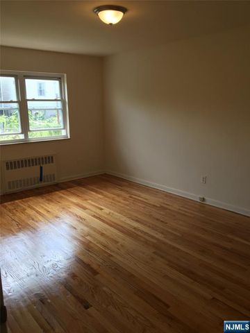 220-222 8th Street, Fairview, NJ 07022