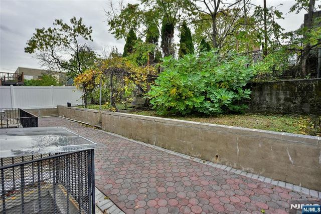 220-222 8th Street, Fairview, NJ 07022