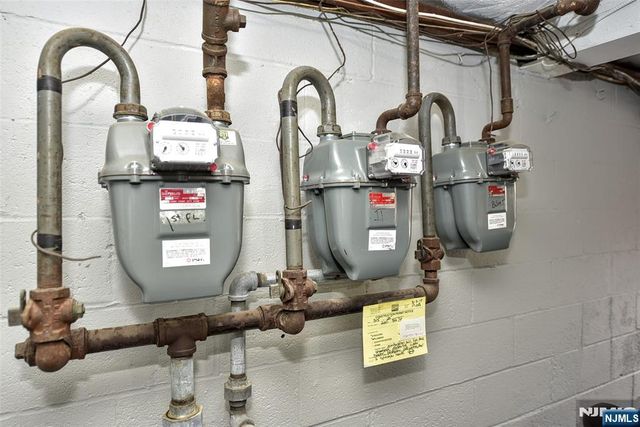 220-222 8th Street, Fairview, NJ 07022