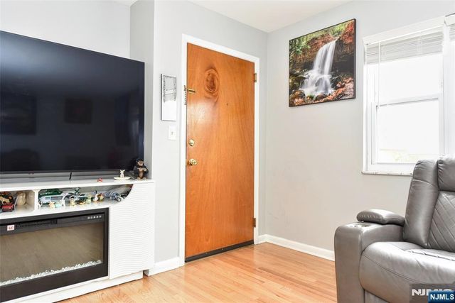 220-222 8th Street, Fairview, NJ 07022