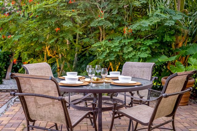 5187 2nd Road, Lake Worth, FL 33467