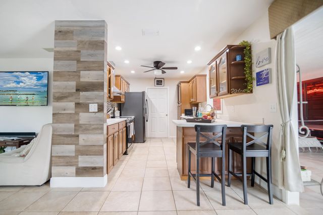 5187 2nd Road, Lake Worth, FL 33467