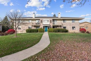 116 E Freistadt ROAD #B, Thiensville, WI 53092