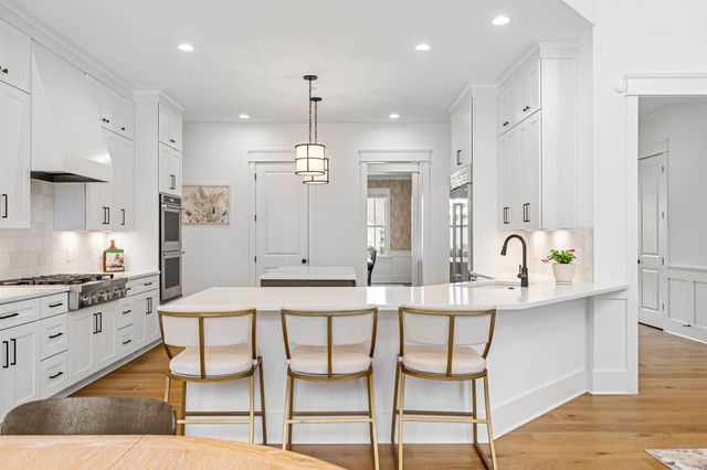 1016 Sinatra Dr, Nolensville, TN 37135