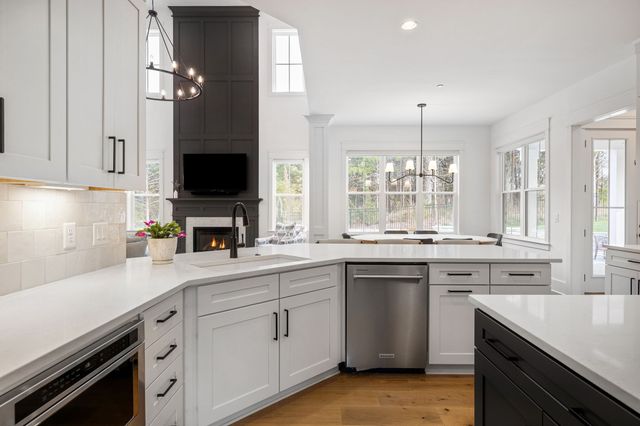 1016 Sinatra Dr, Nolensville, TN 37135