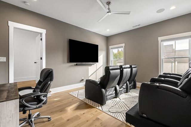 1016 Sinatra Dr, Nolensville, TN 37135