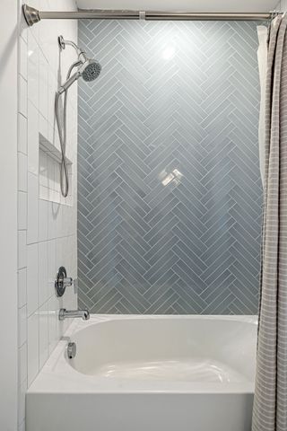 1016 Sinatra Dr, Nolensville, TN 37135