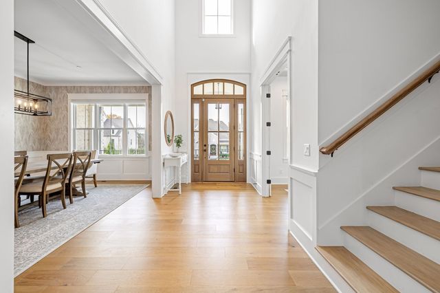 1016 Sinatra Dr, Nolensville, TN 37135