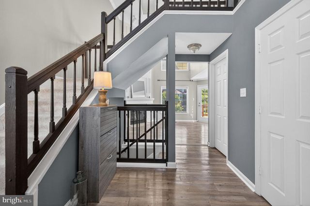 43793 STONEBRIDGE DR, Ashburn, VA 20147