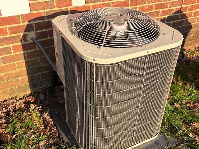 103 Briar LN, Williamsburg, VA 23188